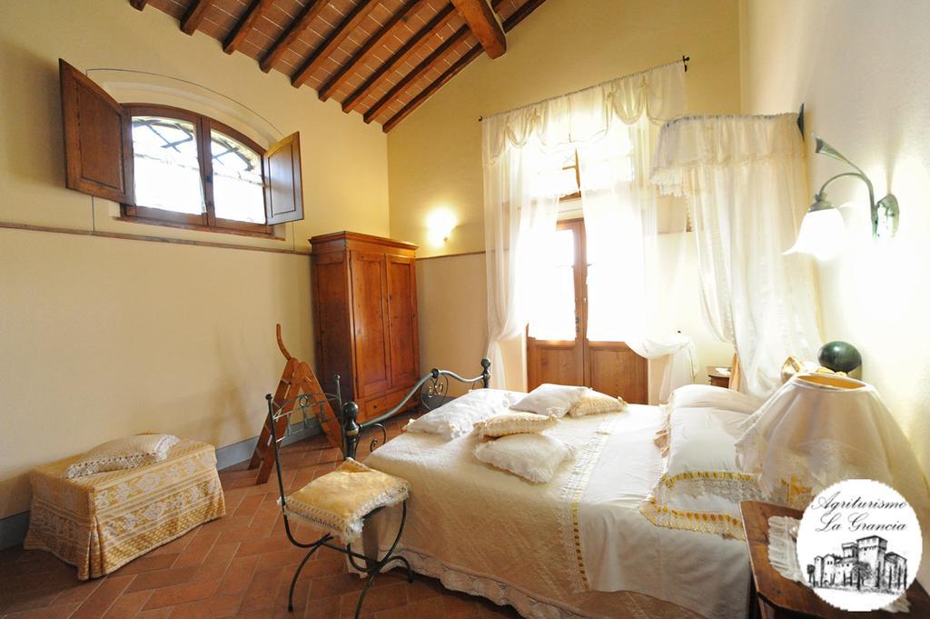 Agriturismo Castello La Grancia Di Spedaletto Pienza Exterior photo